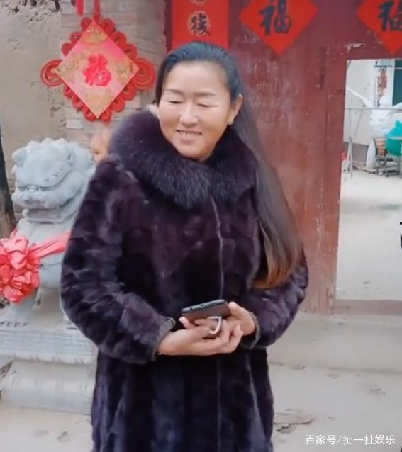 谁发的爆料大衣嫂视频啊,是谁爆料的惊人内幕? 第1张 谁发的爆料大衣嫂视频啊,是谁爆料的惊人内幕? 第1张